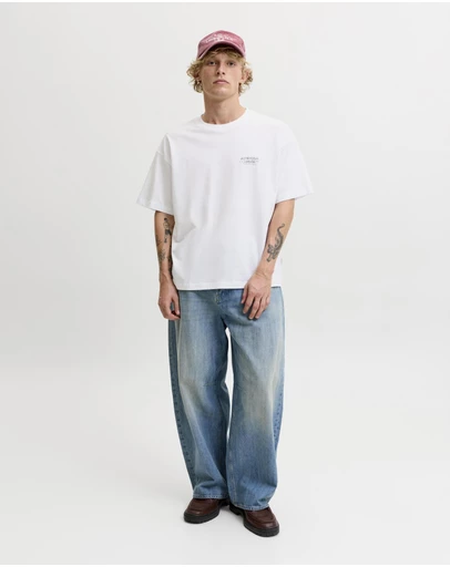 Jack & Jones - Joratocha SS Crew Neck Sketch Back Tee