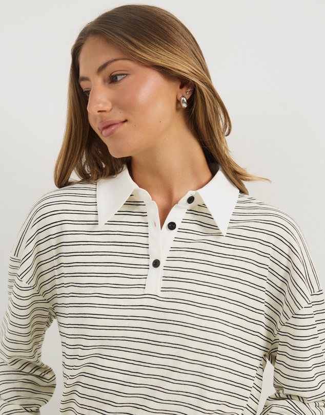 Atmos&Here - Averin Long Sleeve Fitted Waist Top