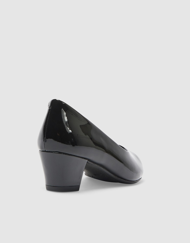 Wide Steps - Hilary