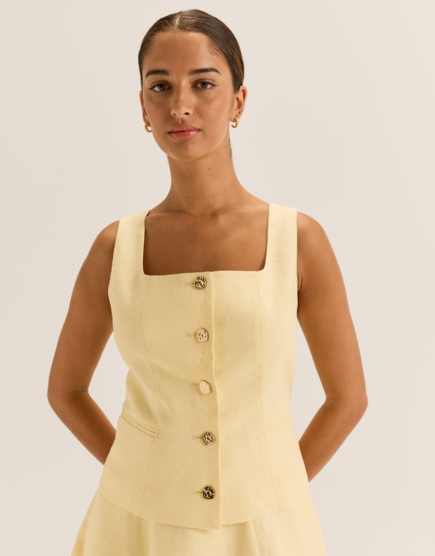 Review - Norah Vest