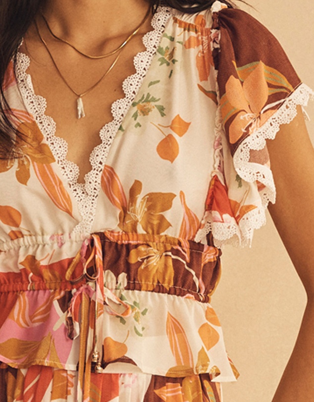AUR OCEA - Ruffle Drawstring Top