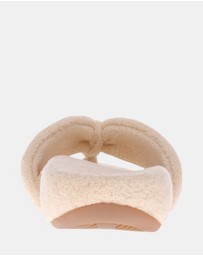Mia Vita - Cozy Toe Post Slipper - Ivory