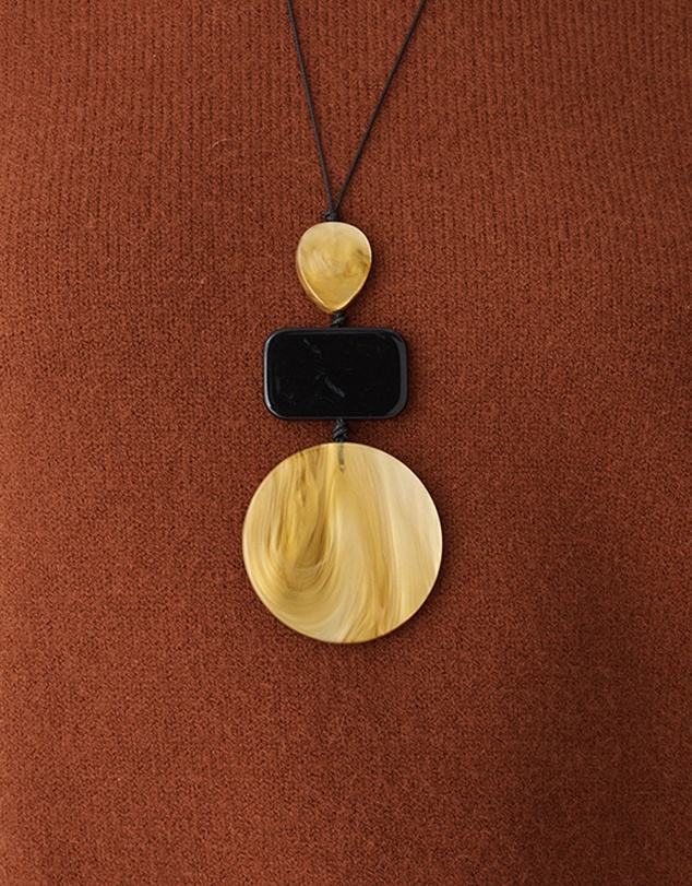 Forcast - Iris Resin Pendant