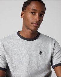 Levi's - Retro Emb Ringer Tee