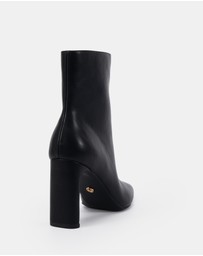 Novo - Korina Ankle Boots