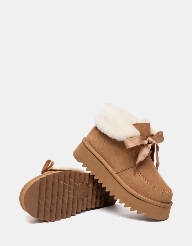 EVERAU - Australian Shepherd Ugg Cozira Cow Suede Upper UGG Boots