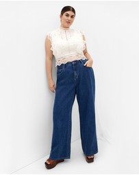 City Chic - Lucielle Sleeveless Top - Creme