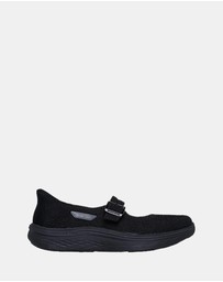 Skechers - Max Cushioning Lite Aura - Women's