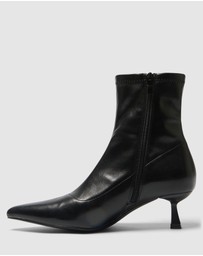 SPURR - Hallie - ONLINE EXCLUSIVE
