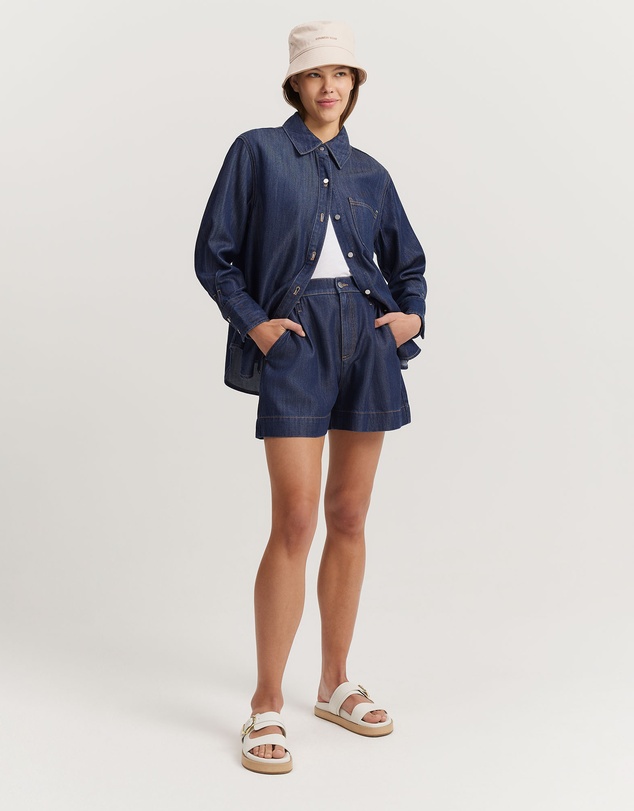 Country Road - Tuck Detail Short
