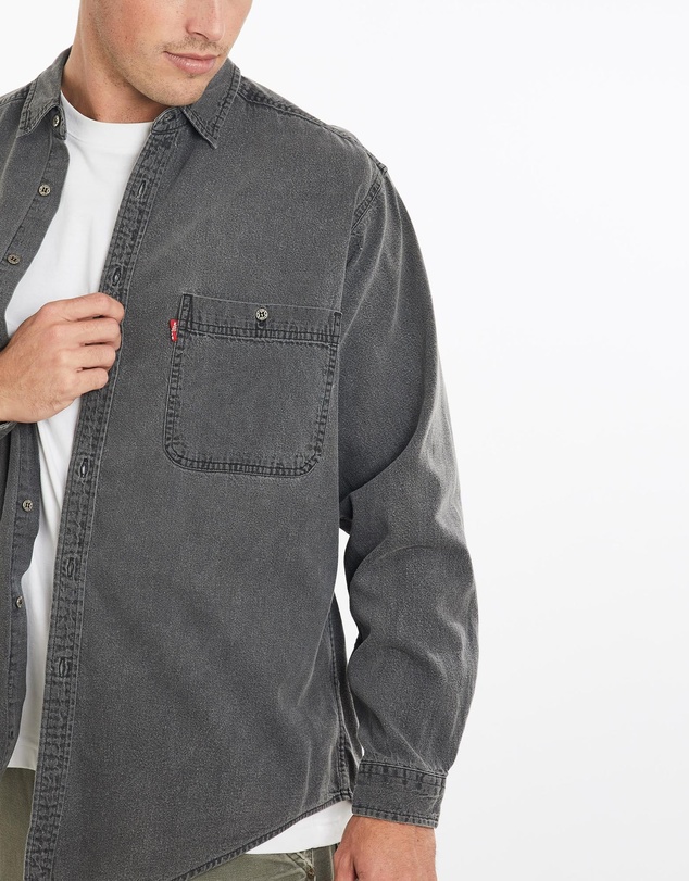 Vintage by The Real Deal - Pre Loved - Vintage 90s Levi's Button Up Shirt