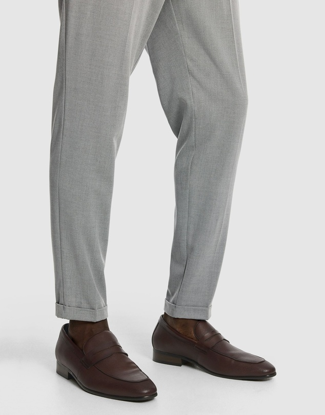 yd. - Beau Textured Loafer