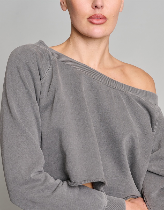 Love and Nostalgia - Weekender Crop Sweat - Pigment Black