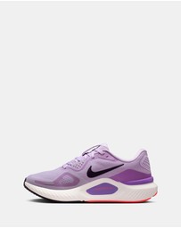 Nike - Structure 26 - Women's