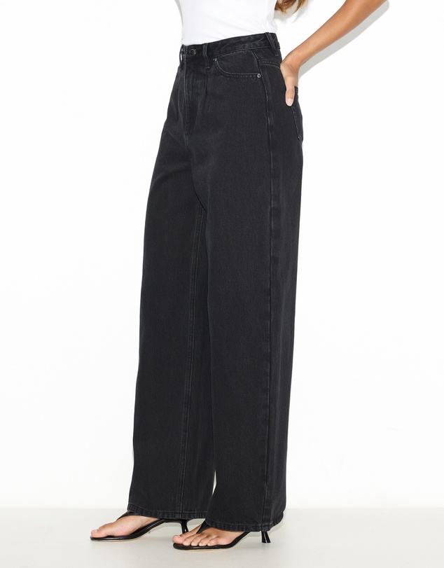 Dazie - Naples Pleat High Waisted Relaxed Jeans