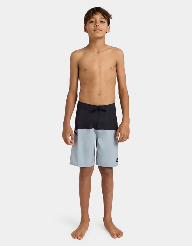 Quiksilver - Boys 8 to 16 Everyday Billboard 17