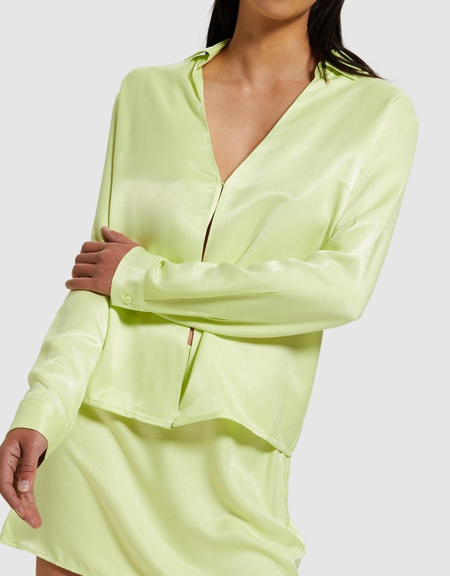 Alice In The Eve - Erin Silky Plunge Shirt