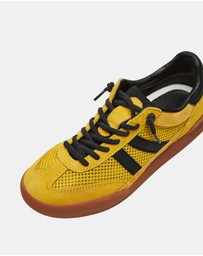 Steve Madden - Verdict Yellow/Black Sneakers