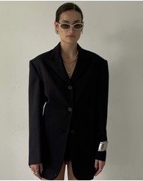 Salana - The Lucia Frame