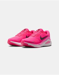 Nike - Structure 26 - Women's