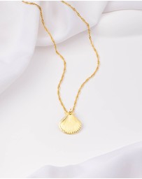 Wanderlust + Co - Seashell Gold Locket Necklace