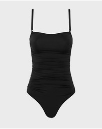 BONDI BORN - Raya One Piece