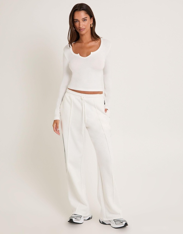 General Pants Co. Basics - Slinky Scoop Neck Long Sleeve