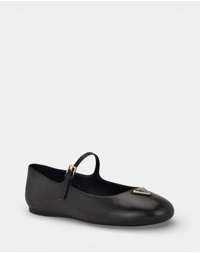 BLACK 001