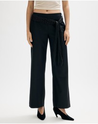 Minima Esenciales - Ise Macrame Belt Pants