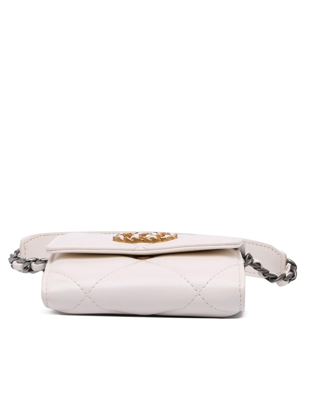 Pre-Loved by Azura Reborn - Pre-Loved Quilted Lambskin Chanel 19 Card Holder On Chain