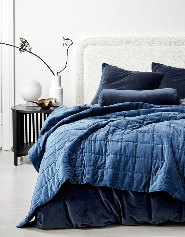 Aura Home - Luxury Velvet Standard Pillowcase