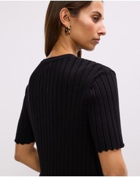 The Fated - Nessa Relaxed Knit Tee