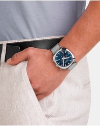 Mondaine - Official Swiss Railways Grand Cushion Deep Ocean Blue Watch Set