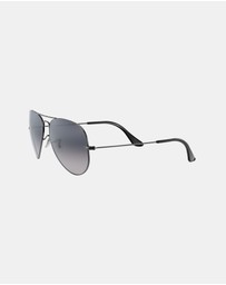 Ray-Ban - Aviator Classic Polarised RB3025
