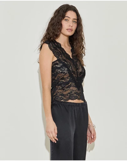 Maison Essentiele - Lace Top
