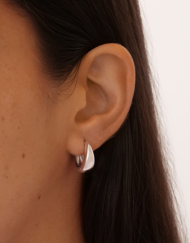 The Silver Collective - Liv Hoops