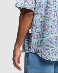 Quiksilver - Quiksilver X Stranger Things Mens The Lenora Short Sleeve Shirt