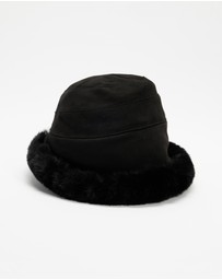 Mossée - Nina Fluffy Winter Fleece Bucket Hat