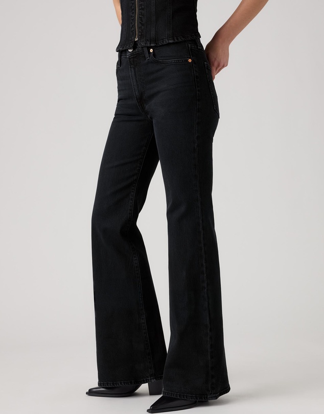 Levi's - Ribcage Flare Jeans