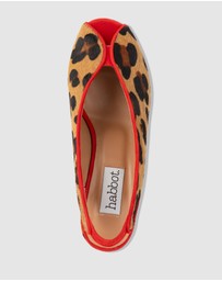 Habbot - Letra Heels