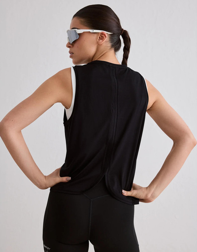 Aim'n - Running Sleeveless Top