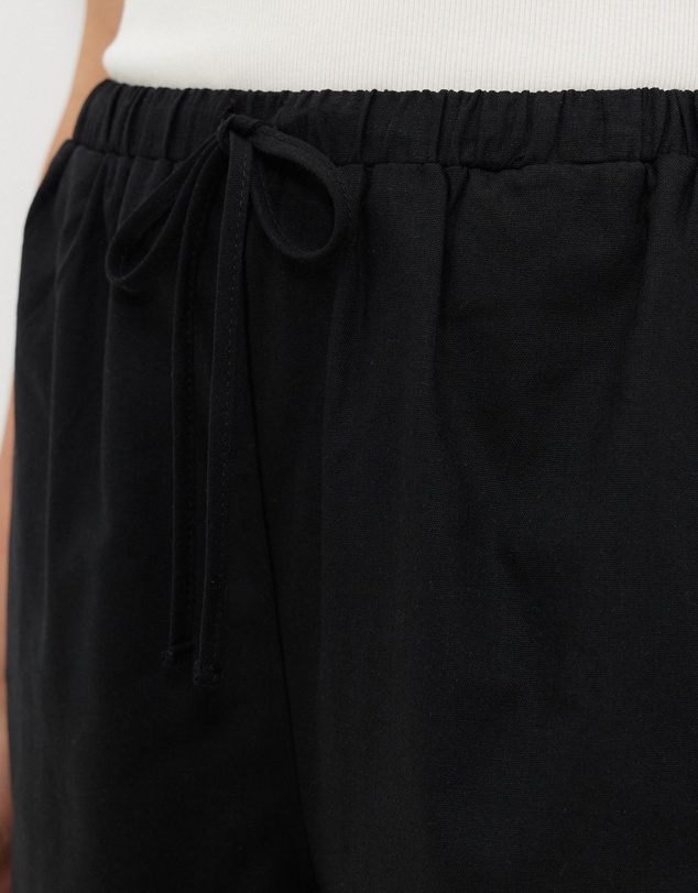 Calli - Relaxed Stripe Detail Shorts