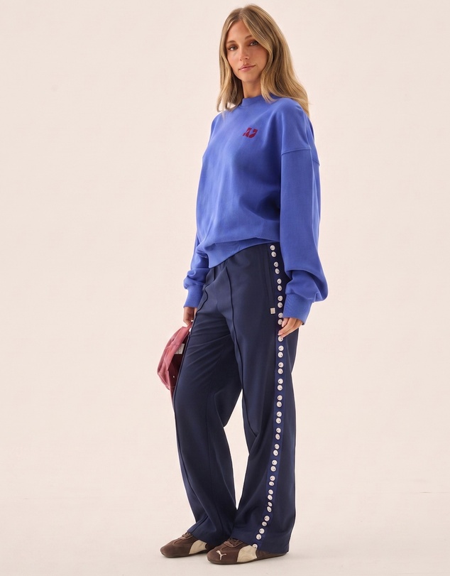 Araminta James - A James Sweatshirt
