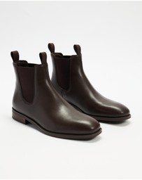 AERE - Leather Chelsea Boots - Men's