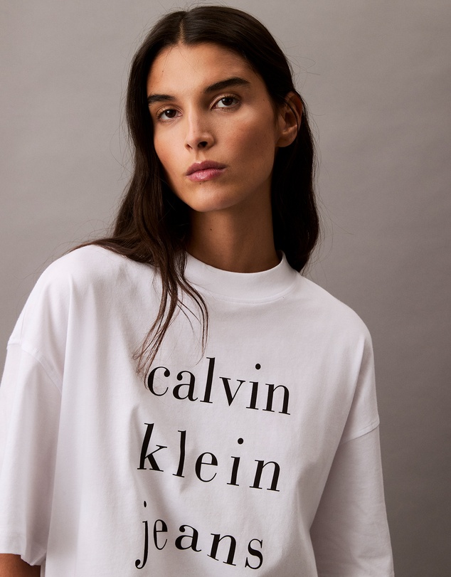 Calvin Klein Jeans - Spaced Logo Graphic Relaxed T-Shirt