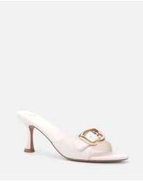 Novo - Vintage Heels