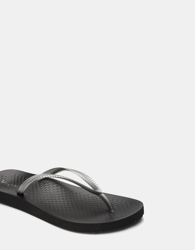 Vionic - Noosa Solid Toe Post Sandal - Black/Pewter