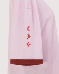 SMWR. by The Somewhere Co - Cancer Astrology Oversized Tee