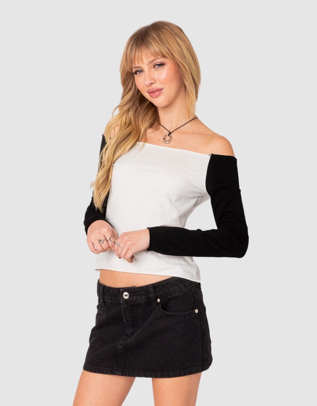 EDIKTED - Tom Off Shoulder Top