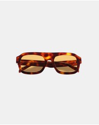 Soda Shades - Rozalia Russia x Soda Shades - Shade 004 Rich Tortoise